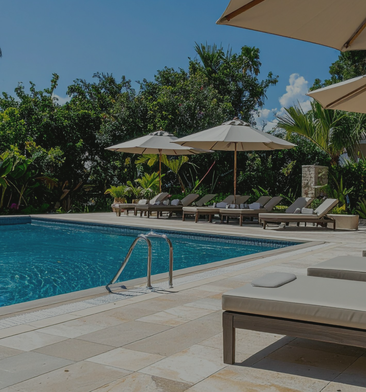 Hotels & Resorts